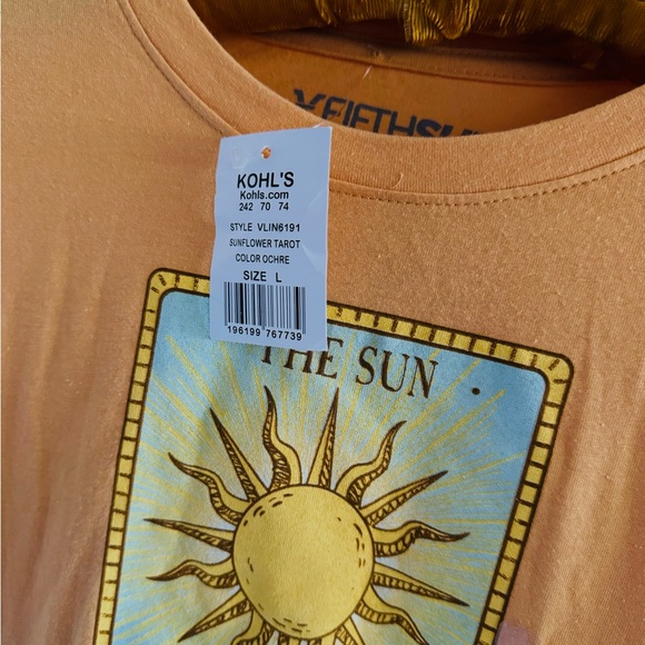 “The Sun” women’s yellow tee-shirt, Sunflowers, size L, new with tags - Picture 3 of 7